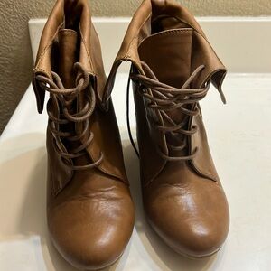 Nine West Ankle Bootie Wedges Sz 9